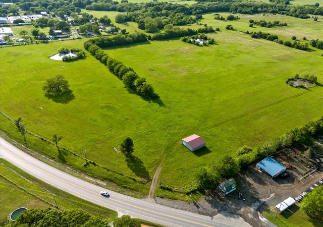 1st image of 1500 W 9 Hwy #10, 15&16, Eufaula, OK 74432 | MLS# 1183154