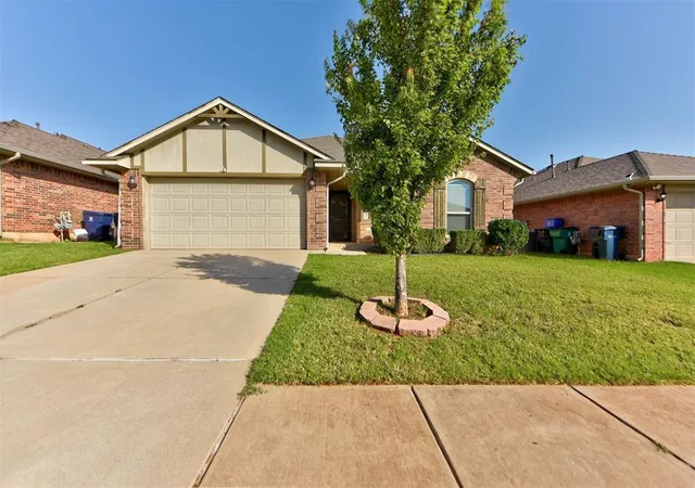 3rd image of 3017 Nw 182Nd Ter, Edmond, OK 73012 | MLS# 1183360