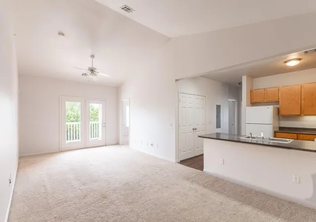 3rd image of 2200 Classen Blvd #9-131, Norman, OK 73071 | MLS# 1183681