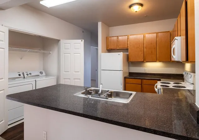 4th image of 2200 Classen Blvd #9-131, Norman, OK 73071 | MLS# 1183681