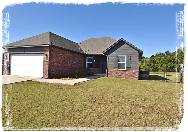 2nd image of 11675 Split Oak Cir, Guthrie, OK 73044 | MLS# 1183743