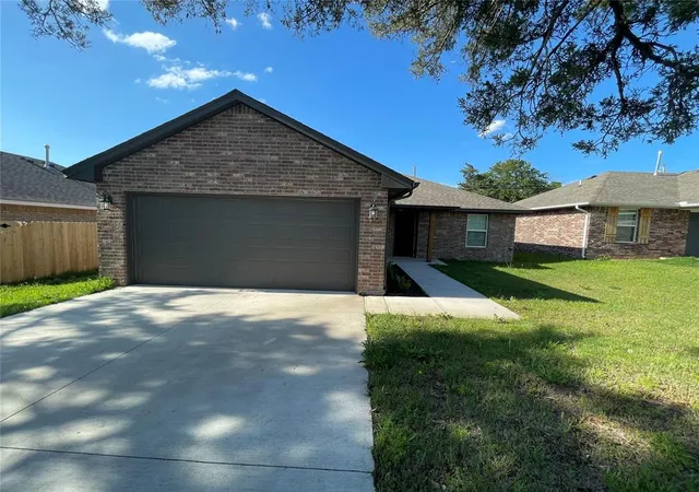 Photo 1 of Single family home for sale at 12505 Ne 36th Street, Spencer, OK 73084 | MLS# 1183873 | Listing updated on 2025-09-23
