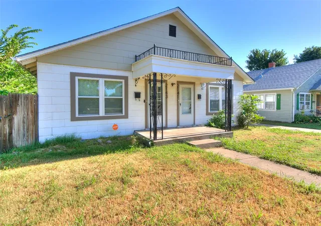 3rd image of 2141 Nw 29Th St, Oklahoma City, OK 73107 | MLS# 1184255