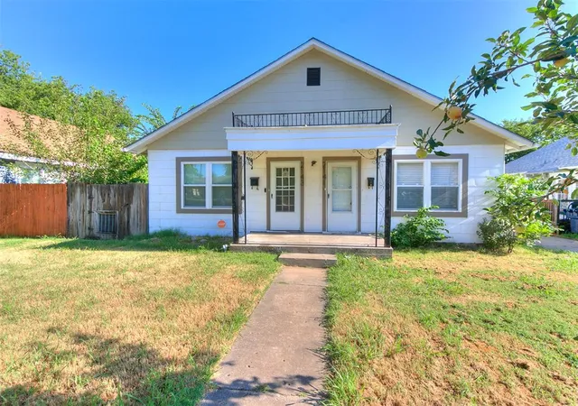 4th image of 2141 Nw 29Th St, Oklahoma City, OK 73107 | MLS# 1184255