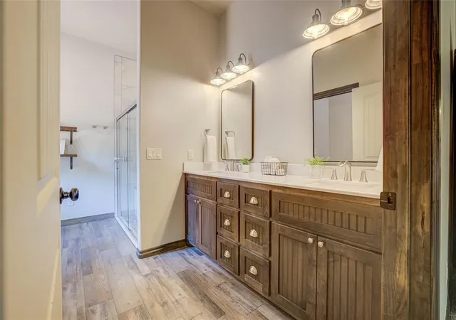 Photo 1 of Single family home for sale at 19536 S Dobbs Road Road, Newalla, OK 74857 | MLS# 1184351 | Listing updated on 2025-11-11