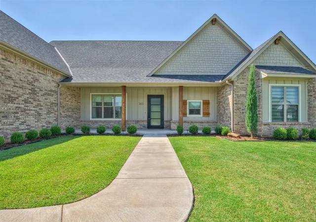 Photo 5 of Single family home for sale at 360 Old Farm Rd, Edmond, OK 73013 | MLS# 1184390 | Listing updated on 2026-02-18