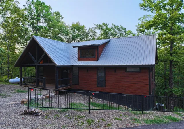 1st image of 214 Western Spruce Trl, Broken Bow, OK 74728 | MLS# 1184559