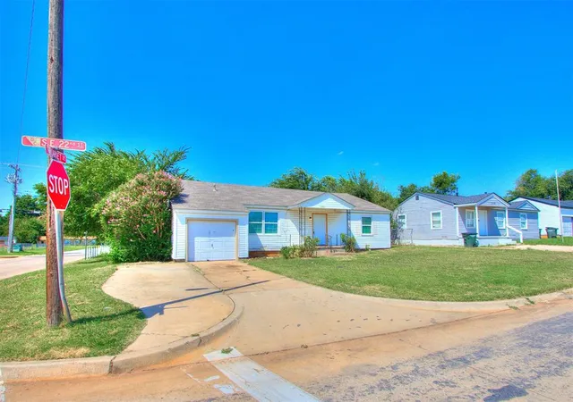 2nd image of 3901 Se 22nd St, Oklahoma City, OK 73115 | MLS# 1184676