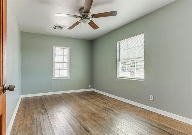 3rd image of 3901 Se 22Nd St, Oklahoma City, OK 73115 | MLS# 1184676