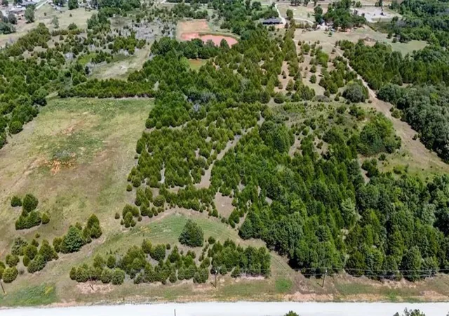 3rd image of 103 Pearl Ln, Tecumseh, OK 74873 | MLS# 1184738