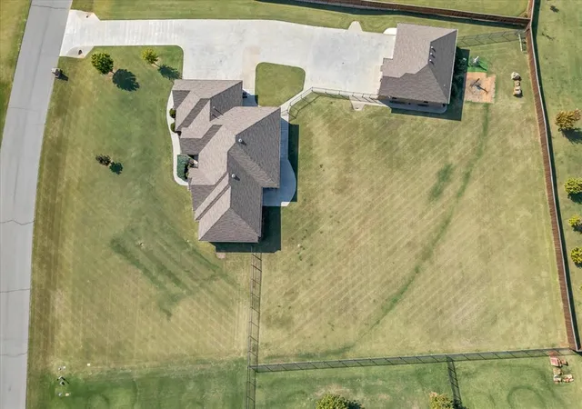 39th image of 7319 Northshore Dr, Tuttle, OK 73089 | MLS# 1184771