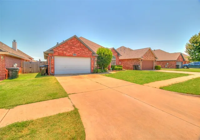 Photo 1 of Single family home for sale at 1824 Ne 11th St, Moore, OK 73160 | MLS# 1184852 | Listing updated on 2025-09-19