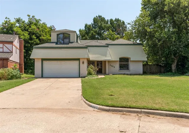 1st image of 6000 Marlow Ln, Oklahoma City, OK 73132 | MLS# 1184865
