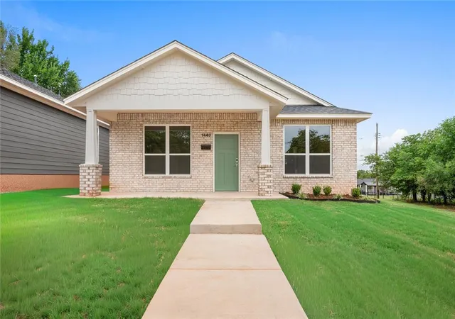 Homes for sale in Oklahoma City, OK | 1440 Ne 11 St, Oklahoma City, OK 73117 | MLS# 1185050