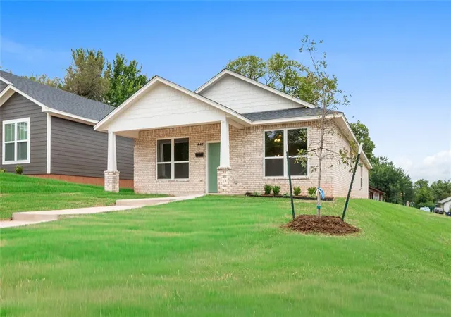 Homes for sale in Oklahoma City, OK | 1440 Ne 11 St, Oklahoma City, OK 73117 | MLS# 1185050