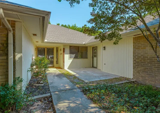 2nd image of 221 Windover Cvs, Oklahoma City, OK 73130 | MLS# 1185103