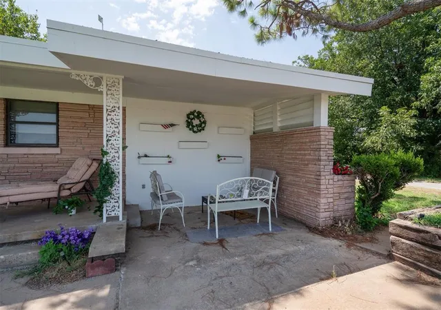 5th image of 2200 Hwy 81 N, Chickasha, OK 73018 | MLS# 1185208
