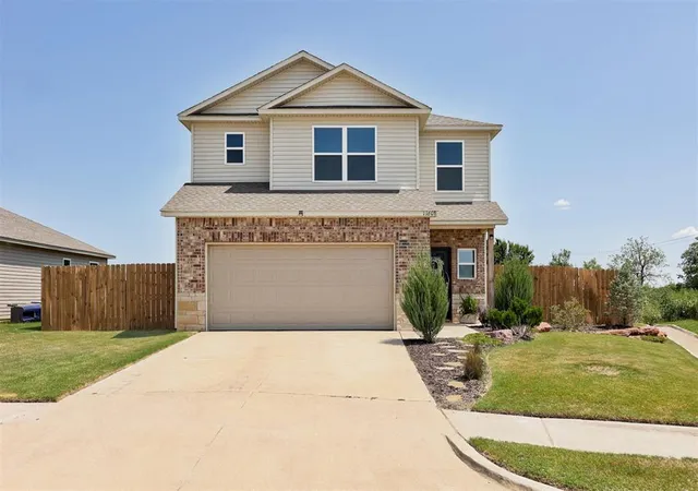 37th image of 11608 Jude Way, Yukon, OK 73099 | MLS# 1185349