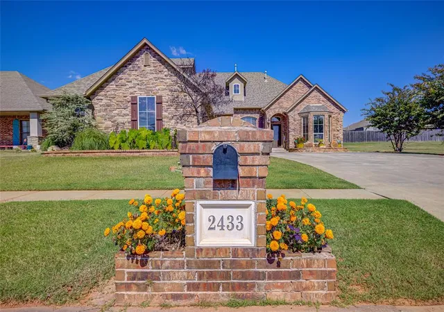 Photo 1 of Single family home for sale at 2433 Se 12th Street, Moore, OK 73160 | MLS# 1185404 | Listing updated on 2026-02-13