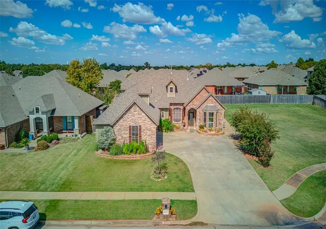 Photo 2 of Single family home for sale at 2433 Se 12th Street, Moore, OK 73160 | MLS# 1185404 | Listing updated on 2026-02-13