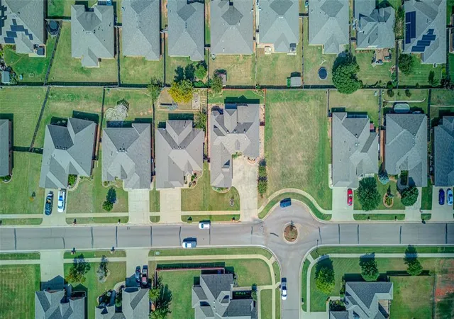 Photo 45 of Single family home for sale at 2433 Se 12th Street, Moore, OK 73160 | MLS# 1185404 | Listing updated on 2026-02-13