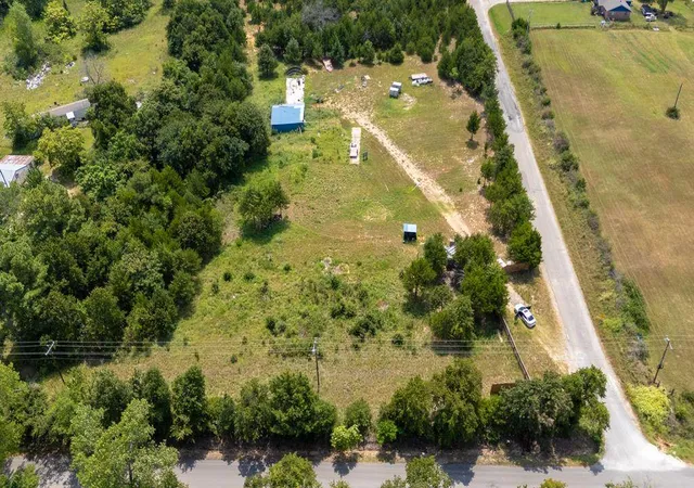 4th image of 115 Thornbrue Dr St, Mcloud, OK 74851 | MLS# 1185418