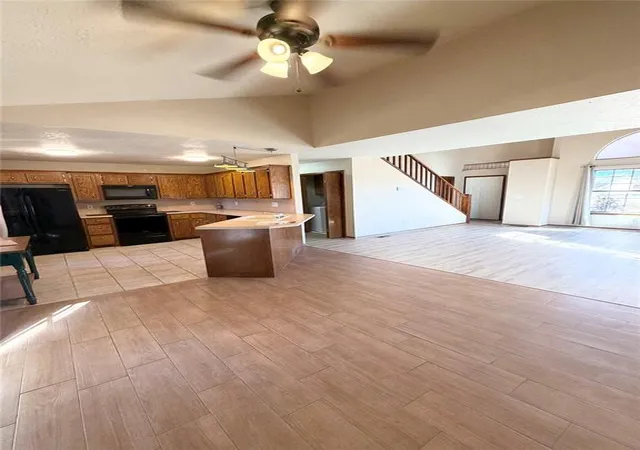 Photo 4 of Single family home for sale at 905 N Towne Cir, Altus, OK 73521 | MLS# 1185525 | Listing updated on 2026-03-09