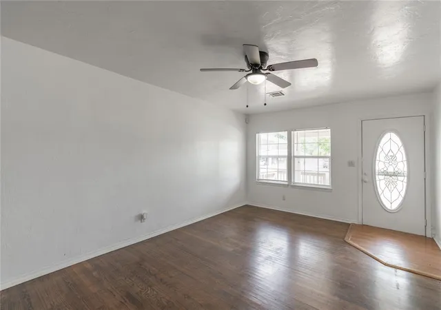5th image of 6405 S Douglas Ave, Oklahoma City, OK 73139 | MLS# 1185529