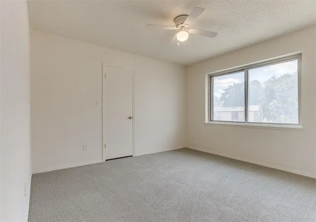 2nd image of 1813 E Lindsey St, Norman, OK 73071
