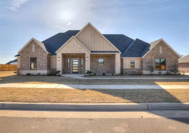 2nd image of 4604 Se 37th St, Norman, OK 73072 | MLS# 1185591