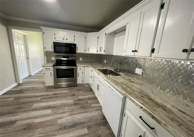 1st image of 4004 Se 25th St, Oklahoma City, OK 73115 | MLS# 1185616