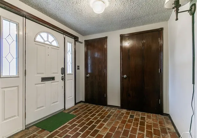 4th image of 1725 Nw 29Th St, Oklahoma City, OK 73106 | MLS# 1185806