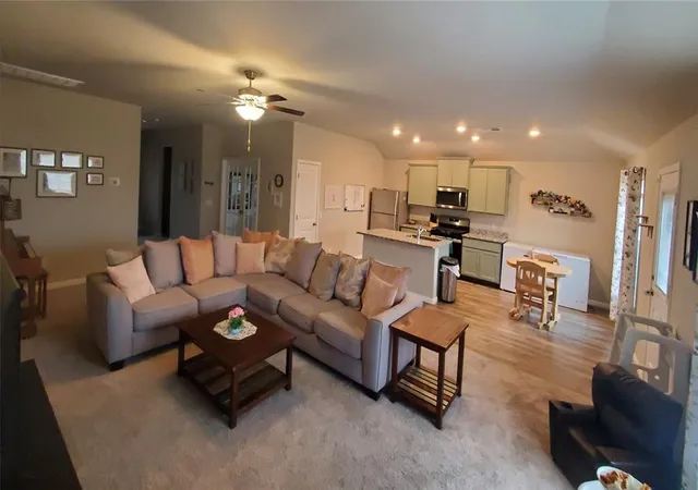5th image of 1601 Vermillion Ln, El Reno, OK 73036 | MLS# 1185945