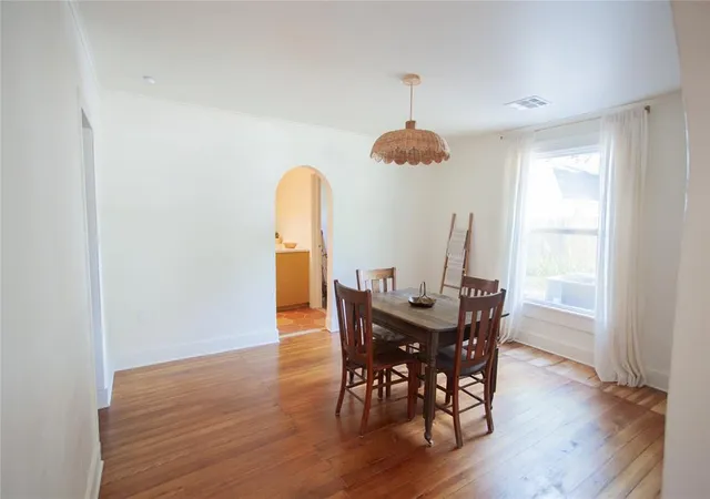 5th image of 611 N Ash St, Guthrie, OK 73044 | MLS# 1185985