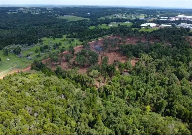 2nd image of 0011 S Post Rd, Guthrie, OK 73044 | MLS# 1186059