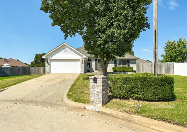 1st image of 11517 Sherwood Ct, Oklahoma City, OK 73130 | MLS# 1186243