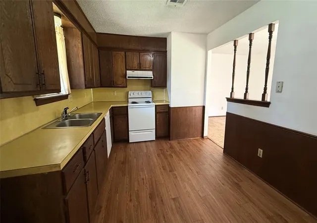 5th image of 1618 Briarcliff Ct, Norman, OK 73071 | MLS# 1186267