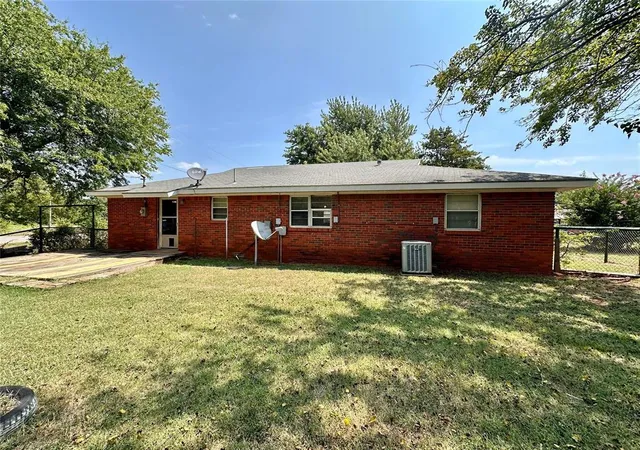 23rd image of 3 S Grant, Tryon, OK 74875 | MLS# 1186273
