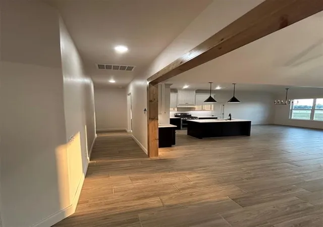 3rd image of 802 Manzano Dr, Norman, OK 73071 | MLS# 1186520