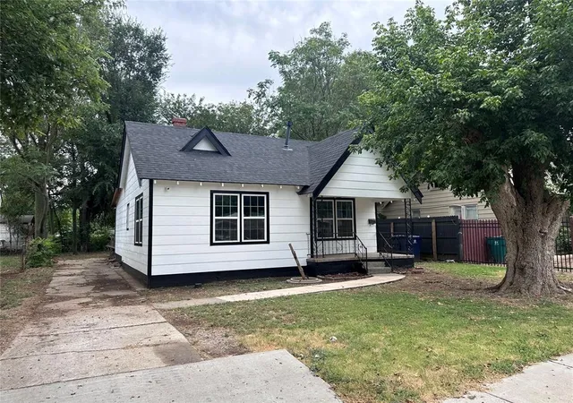 Homes for sale in Oklahoma City, OK | 2708 S Mckinley Ave, Oklahoma City, OK 73109 | MLS# 1186666