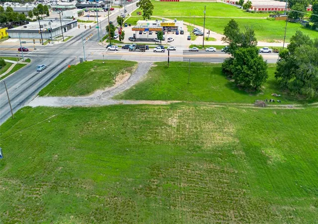 Photo 4 of Land for sale at 1001 N Macarthur Blvd, Oklahoma City, OK 73127 | MLS# 1186694 | Listing updated on 2026-09-17