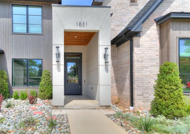 Photo 3 of Single family home for sale at 1831 Drakestone Ave, Nichols Hills, OK 73120 | MLS# 1186738 | Listing updated on 2025-09-24