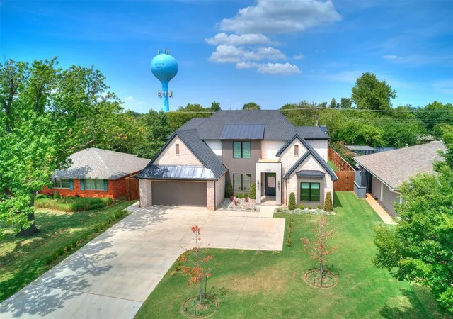 Photo 5 of Single family home for sale at 1831 Drakestone Ave, Nichols Hills, OK 73120 | MLS# 1186738 | Listing updated on 2025-09-24