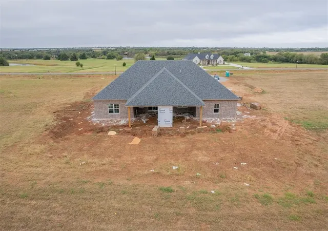 Photo 3 of Single family home for sale at 20904 Nw Rush Crk Rd, Edmond, OK 73025 | MLS# 1186745 | Listing updated on 2025-10-08