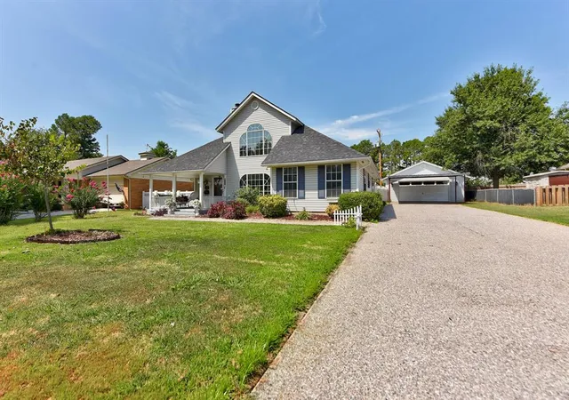 2nd image of 1822 N Philadelphia Ave, Shawnee, OK 74804 | MLS# 1186774
