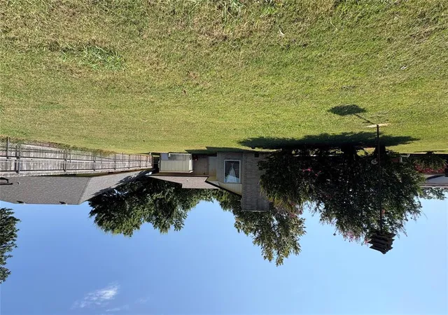 Photo 25 of Single family home for sale at 2327 Ashwood Ln, Norman, OK 73071 | MLS# 1186802 | Listing updated on 2025-09-15