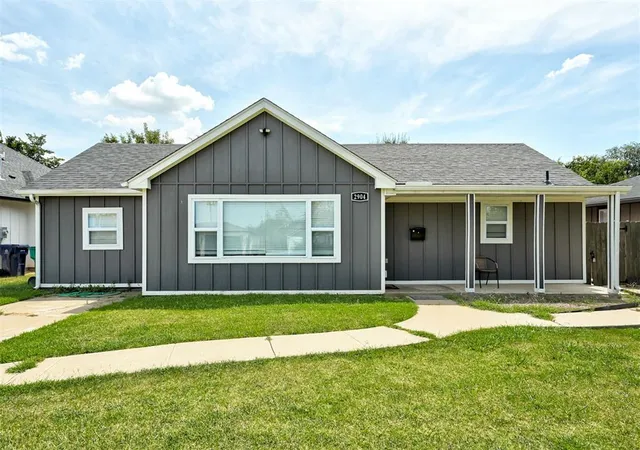 2nd image of 2904 Somerset Pl, Oklahoma City, OK 73116 | MLS# 1186868