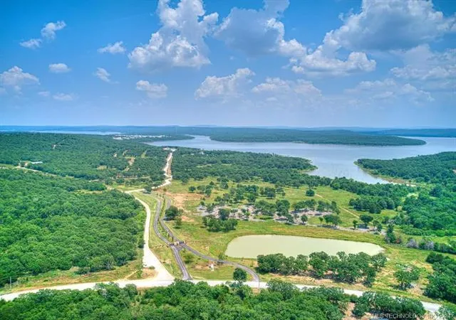 3rd image of 37 Pebble Ridge Rd, Eufaula, OK 74432 | MLS# 1186898