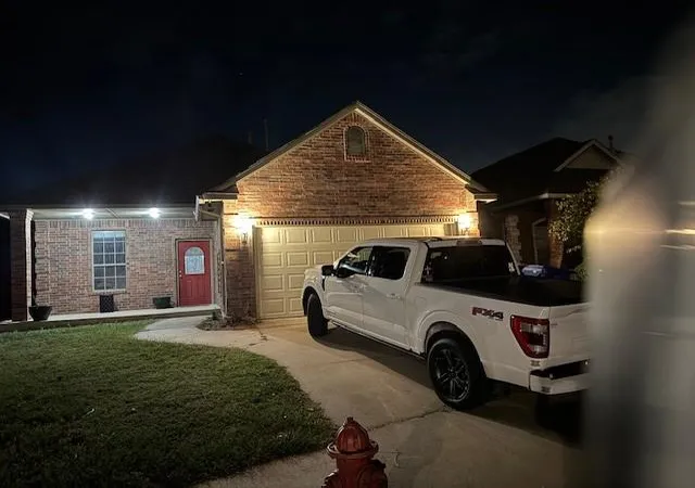 1st image of 1828 S Cedar Creek Ct, Norman, OK 73071 | MLS# 1186938