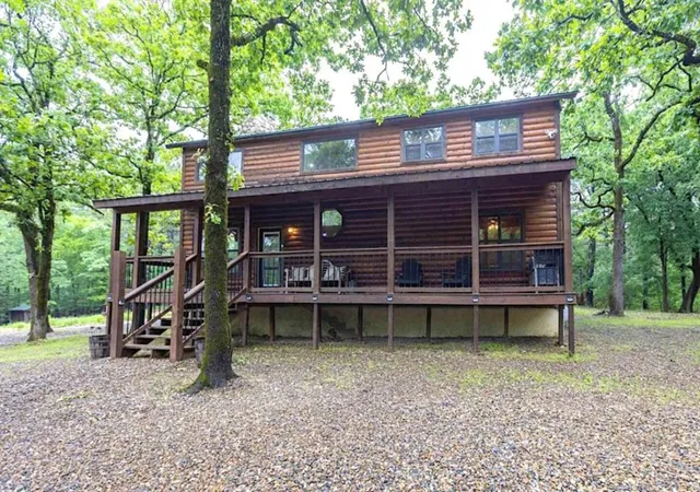 Photo 2 of Single family home for sale at 365 Split Shot Cir, Broken Bow, OK 74728 | MLS# 1187006 | Listing updated on 2026-09-21
